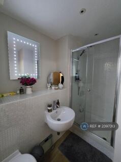 Ensuite Penthouse Bathroom