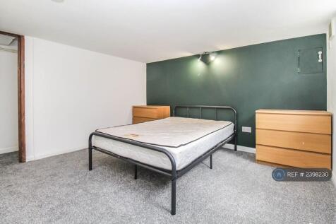 Bedroom With Desk