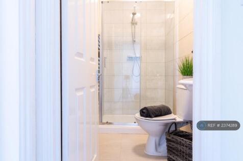 Large First Floor Shower Room