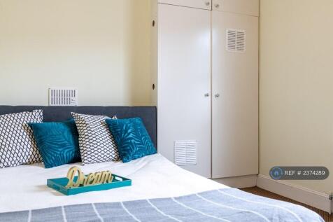 Homely Large Bedroom With Double Beds