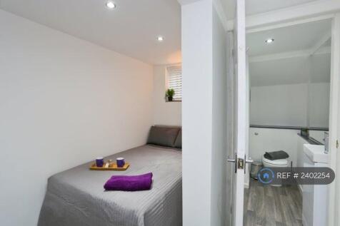 Bedroom With Ensuite