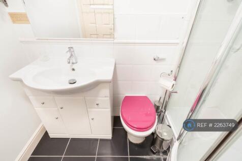 Ensuite Shower Room