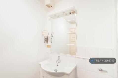 Ensuite Shower Room