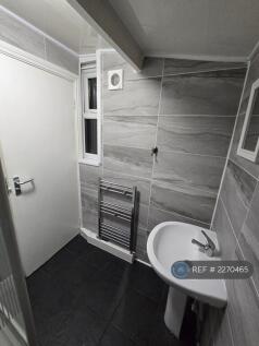 Bathroom 1a