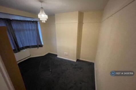 Bedroom Four - Ground Floor