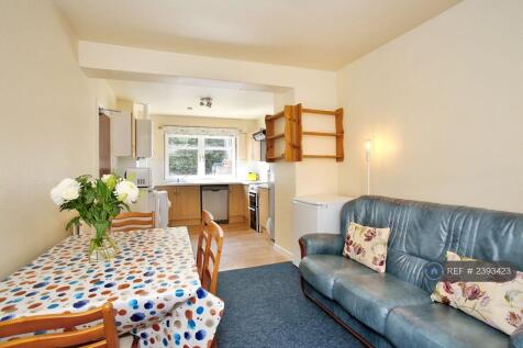 Open Plan Sitting Area 