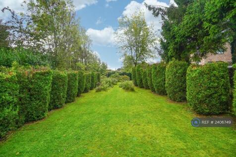 Large Rear Garden