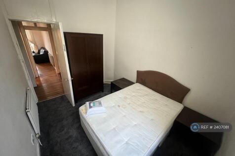 Bedroom 1a