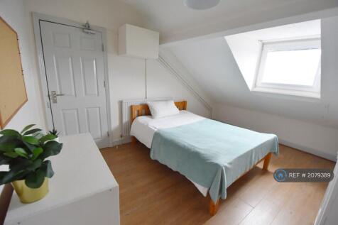 Room 5 - Available