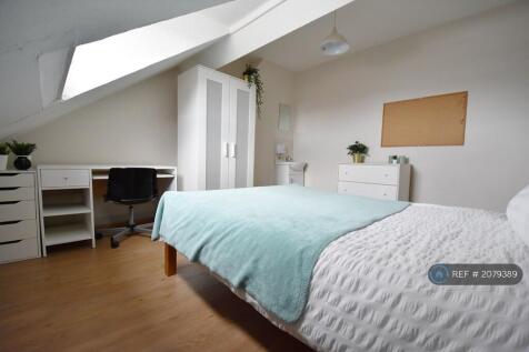 Room 5 - Available