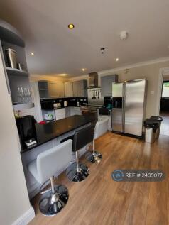 Kitchen With All Modern Appliances. Soooo Jealous!