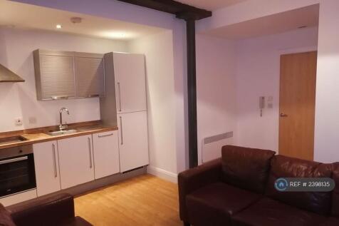 Open Plan Kitchen-Living Room
