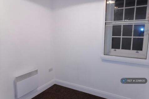 Bedroom 1 (Double)