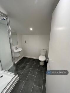 Upstairs Bathroom