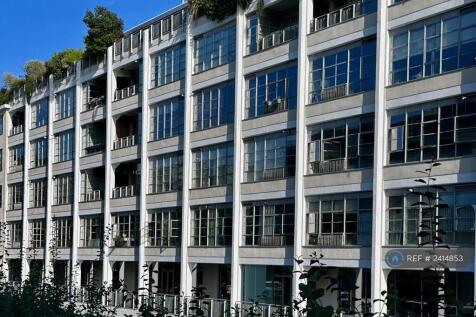 Canal Building