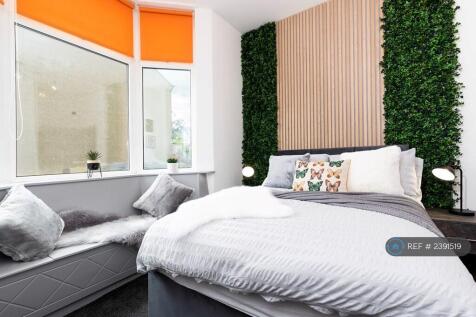Bedroom 1 With En-Suite