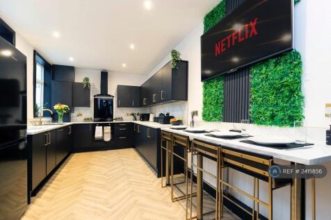 Communal Kitchen/Diner