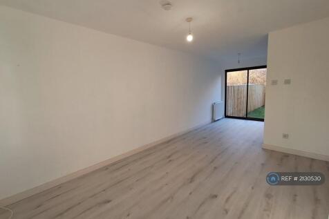 Open Plan Living/Dining Area