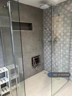 Walk In Shower In Bathroom 