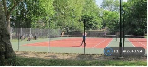 Tennis Courts At Highbury Fields