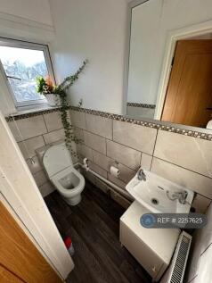 Downstairs Cloakroom 