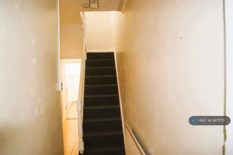 Ground Floor Hallway (2)