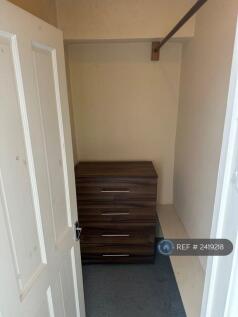 Bedroom 3 Storage
