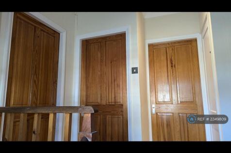 Entrance To First Floor Bedrooms
