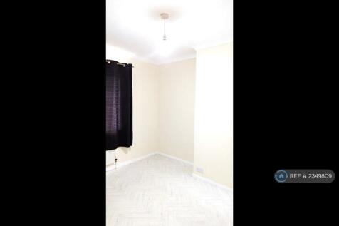 First Floor Second Double Bedroom View 4