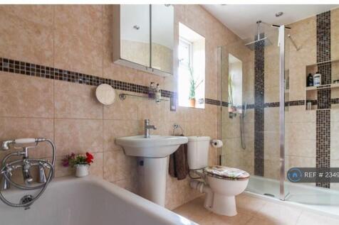 First Floor Family Bathroom
