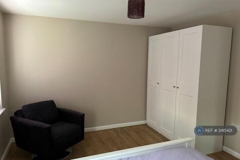 Bedroom 2 Iii