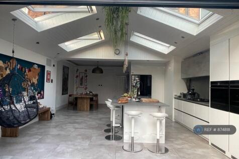 Open Kitchen 