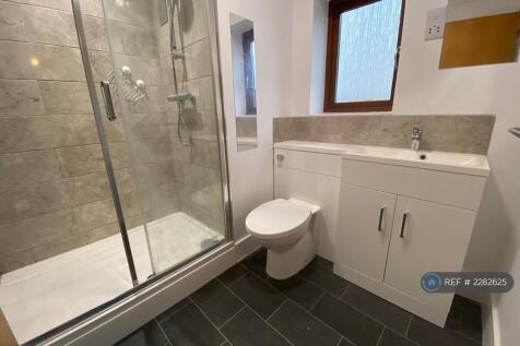 En-Suite Master