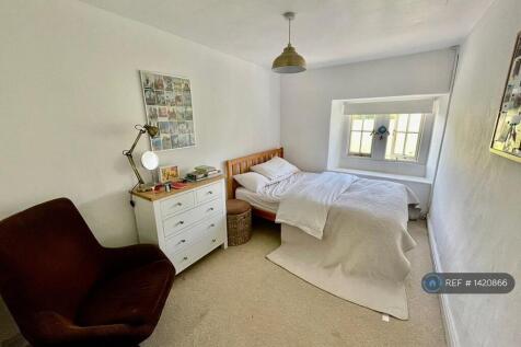 Double Bedroom 3