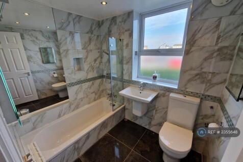 Upstairs Bathroom