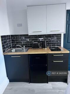 Bedroom 4 - Kitchenette 