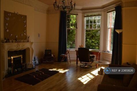 Spacious And Sunny Lounge