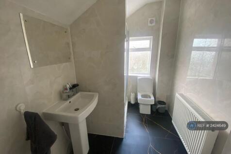 Upstairs Bathroom