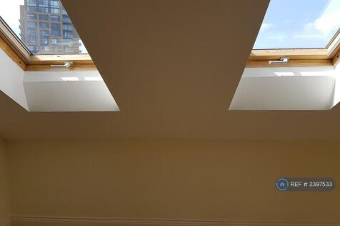 2nd Floor Bed Front Veluxes Plus Black Out Blinds.