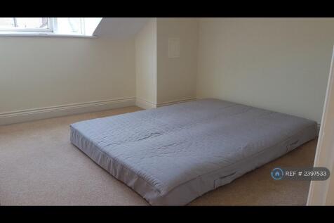 2nd Floor Bedroom Rear