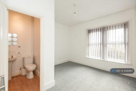 Front Bedroom With Ensuite Shower Room