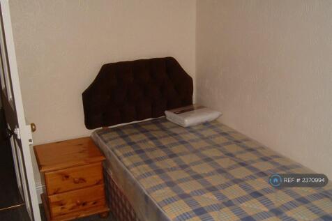 Single Read Bedroom
