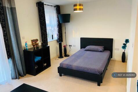 Room 3 With Balcony 