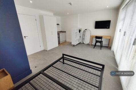 Room 2 - Ensuite &#43; Kitchenette &#43; Private Terrace