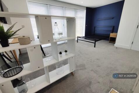 Room 2 - Ensuite &#43; Kitchenette &#43; Private Terrace