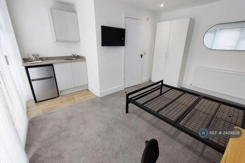 Room 3 - Ensuite &#43; Kitchenette &#43; Private Terrace