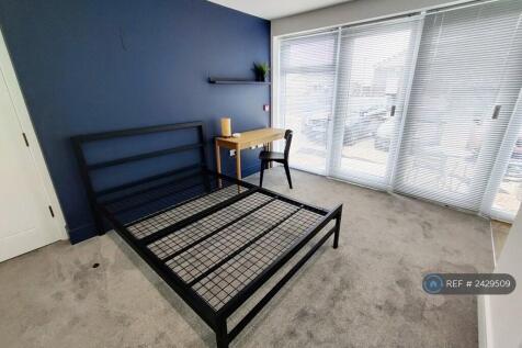 Room 3 - Ensuite &#43; Kitchenette &#43; Private Terrace