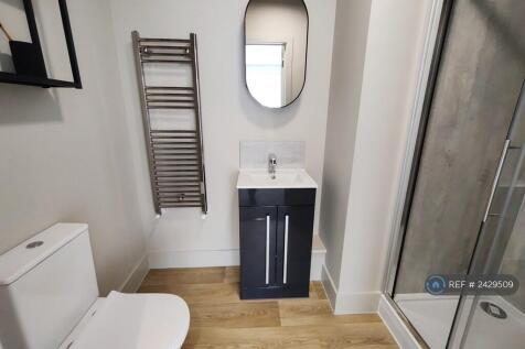 Room 2 - Ensuite &#43; Kitchenette &#43; Private Terrace