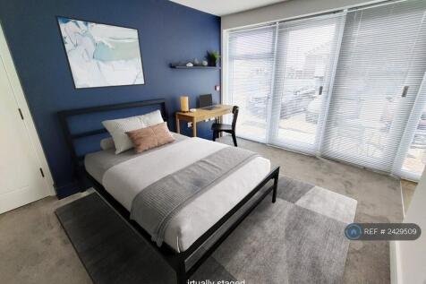 R3 - Ensuite &#43; Kitchenette &#43; Terrace Virtual Stage
