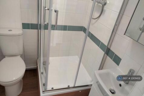 Bedroom1 Ensuite 